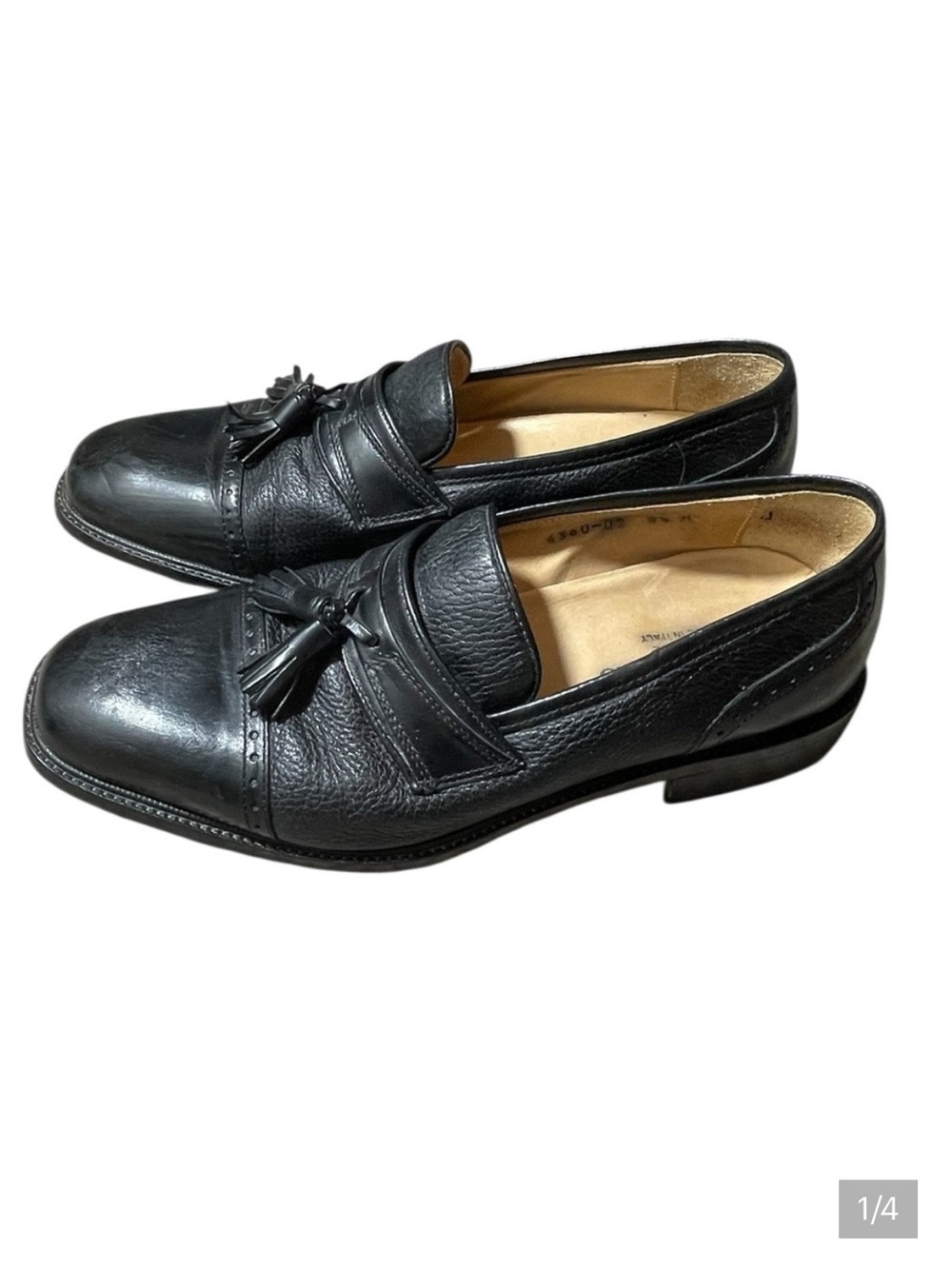 G4- men’s 8.5 M Classic Black Leather Tassel Loafers -Firenze